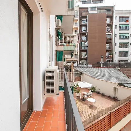 11mal1055 - Fantastic Near Sagrada Famil * Barcelona